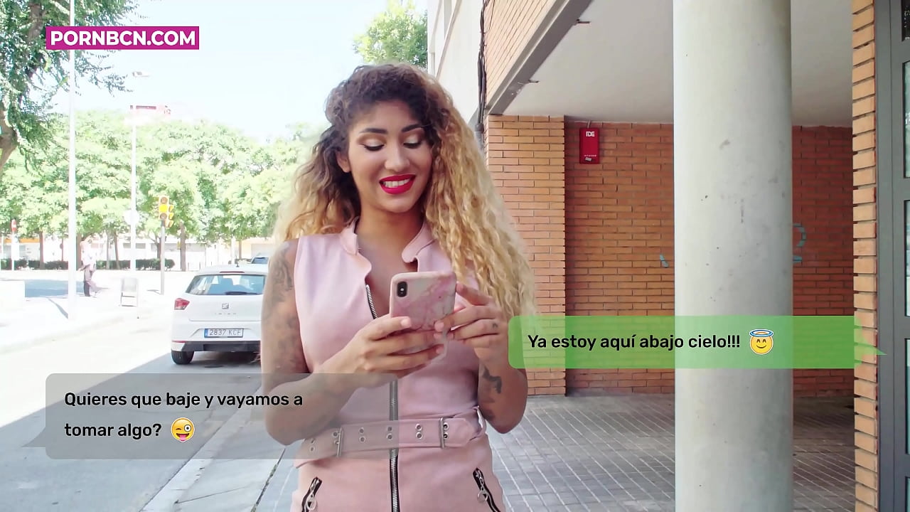 ਉਸ ਦੇ ਪਤੀ ਨੂੰ ਕੰਮ ਕਰਦਾ ਹੈ, ਜਦਕਿ ਹਾਰਡ ਉਸ ਦੇ ਨੌਜਵਾਨ ਪ੍ਰੇਮੀ fuck ਬਾਰੇ ਬੇਵਫ਼ਾ ਪਤਨੀ. ਛਾਤੀ ਅਤੇ ਇੱਕ ਵੱਡੇ ਗਧੇ ਦੇ ਨਾਲ ਲੈਟਿਨਾ. ਵੀਨਸ ਐਫ੍ਰੋਡਾਈਟ.