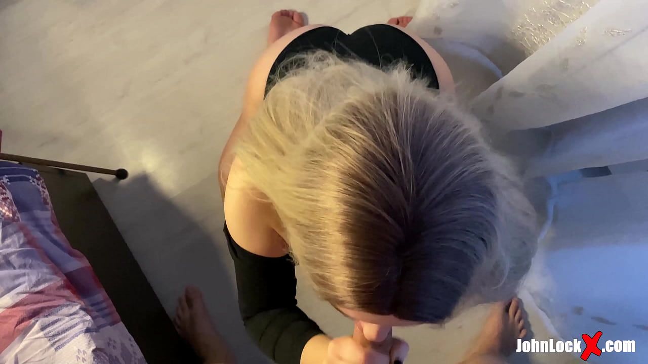 Redhead ਚੂਸਣ ਡਿਕ ਅਤੇ Fucking ਅੱਪ, ਉਸ ਦੇ ਗਧੇ 'ਤੇ ਕਮ ਪ੍ਰਾਪਤ ਕਰਨਾ